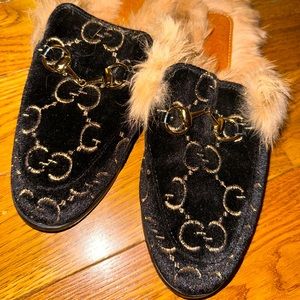 ✨ Gucci Fur-Lined Velvet Princetown Mules ✨